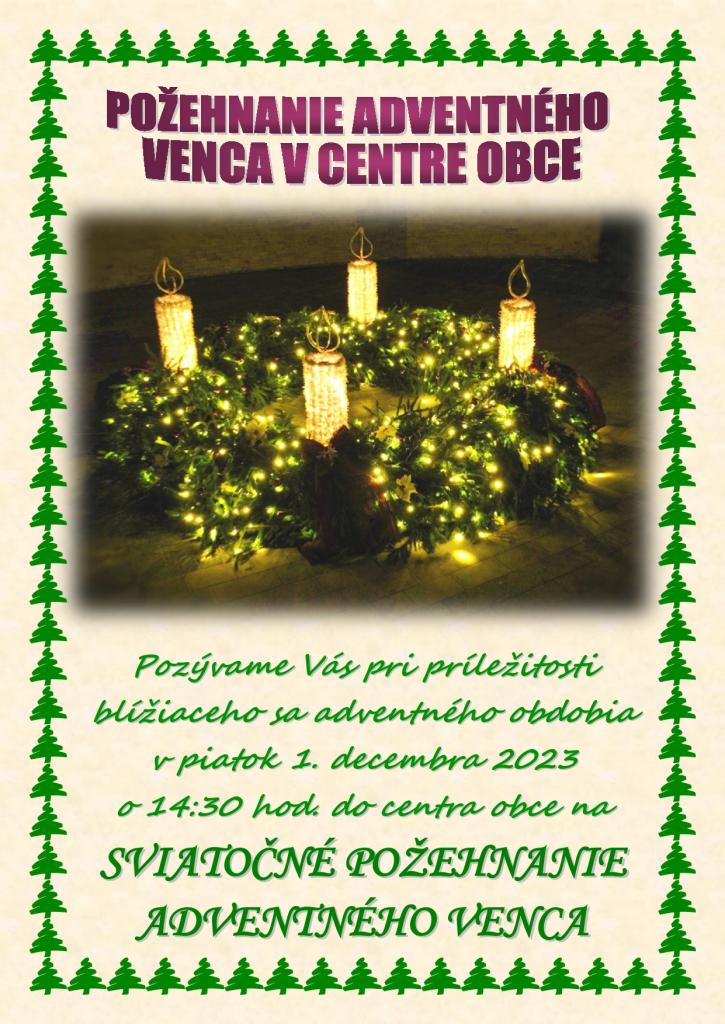 Adventný veniec v centre obce Topoľčianky